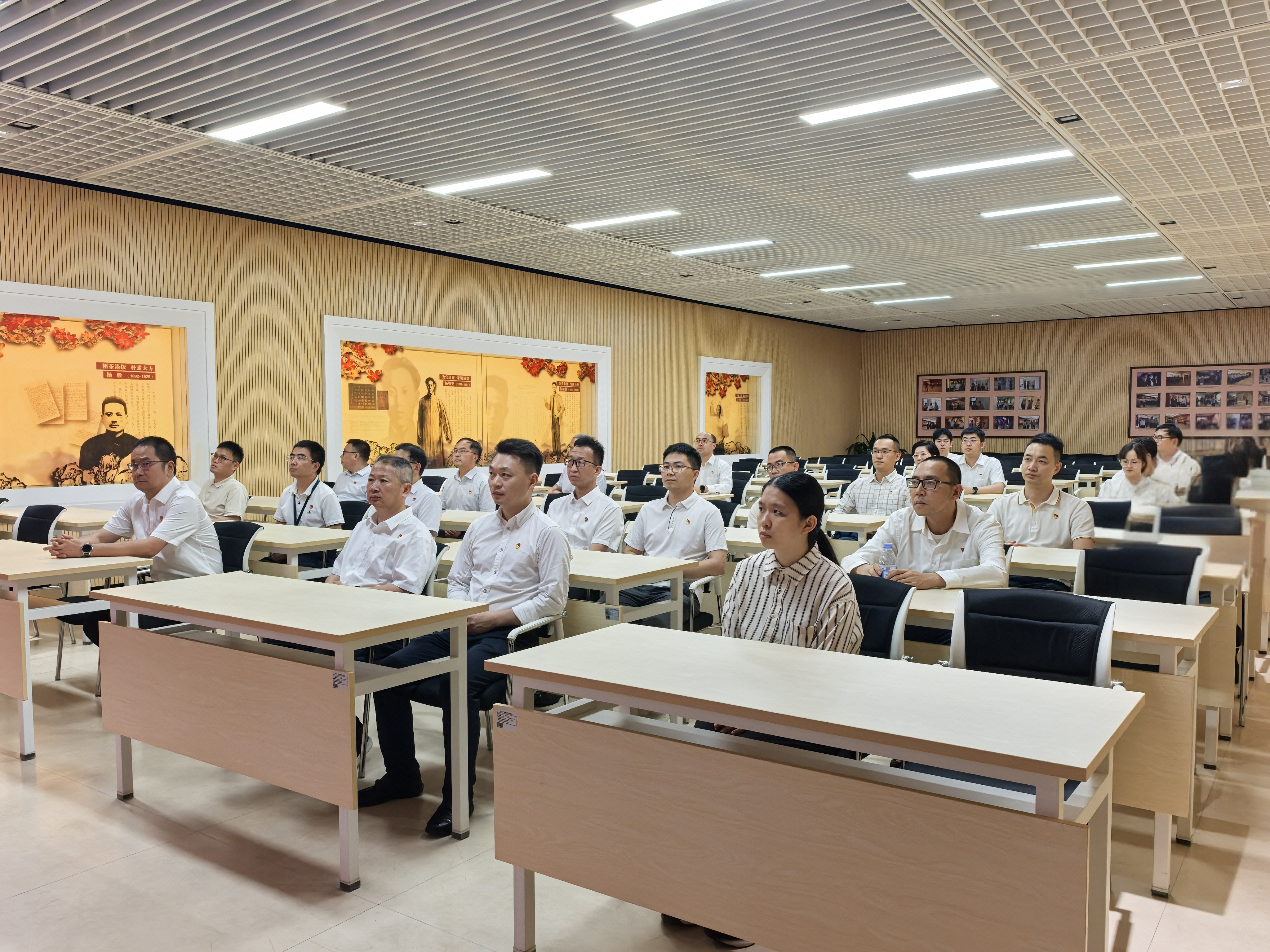 20260417【学习教育】筑牢廉洁防线 砥砺初心使命——台山公司赴广东省反腐倡廉教育基地开展警示教育（03）.jpg